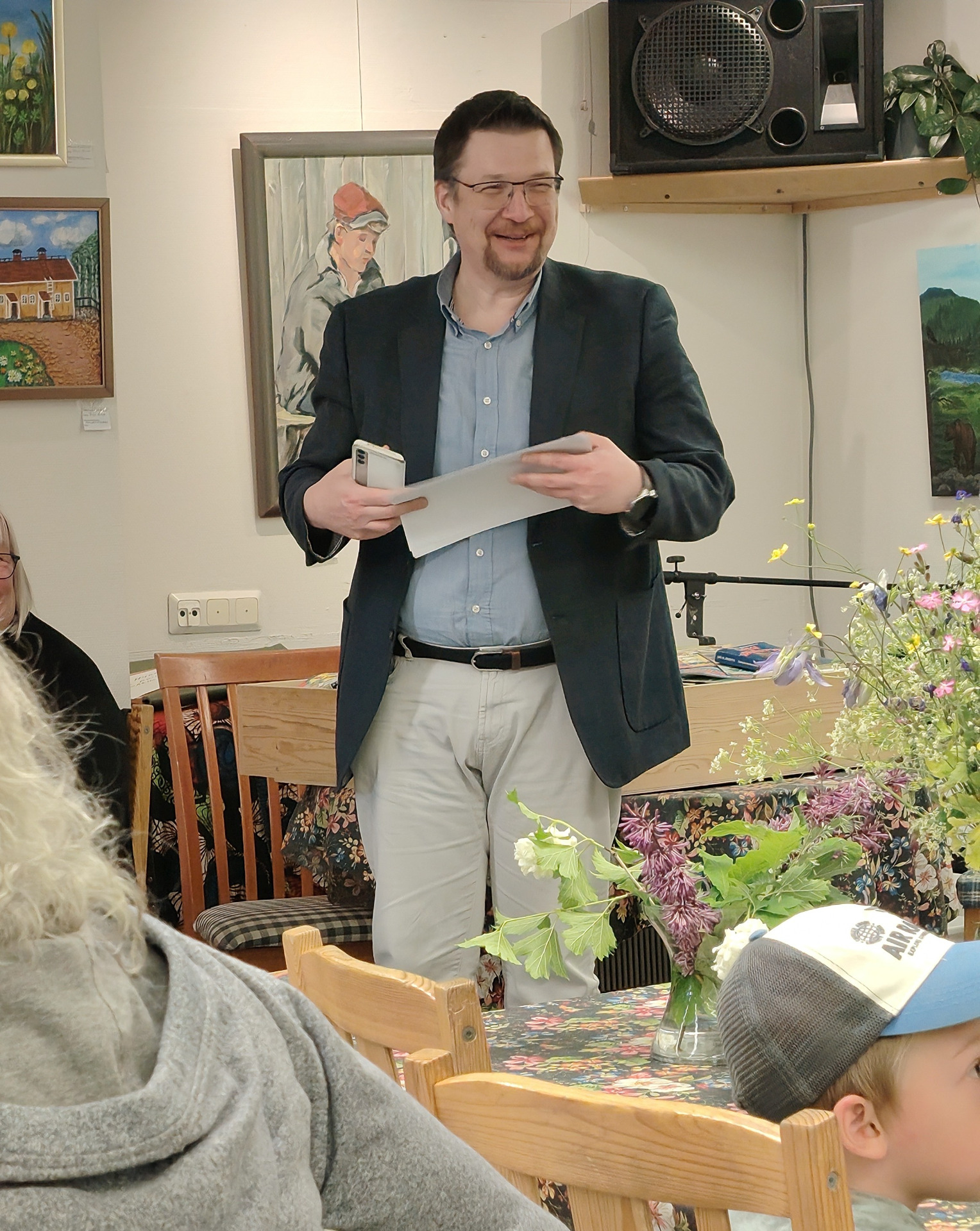 Kunnan tervehdyksen toi hallintojohtaja Seppo Selkälä
